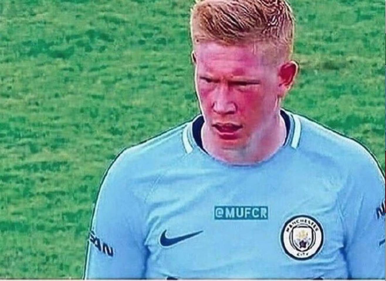 半场战报：沃尔夫斯堡2-0柏林联合，阿穆拉1射1传，维默尔破门