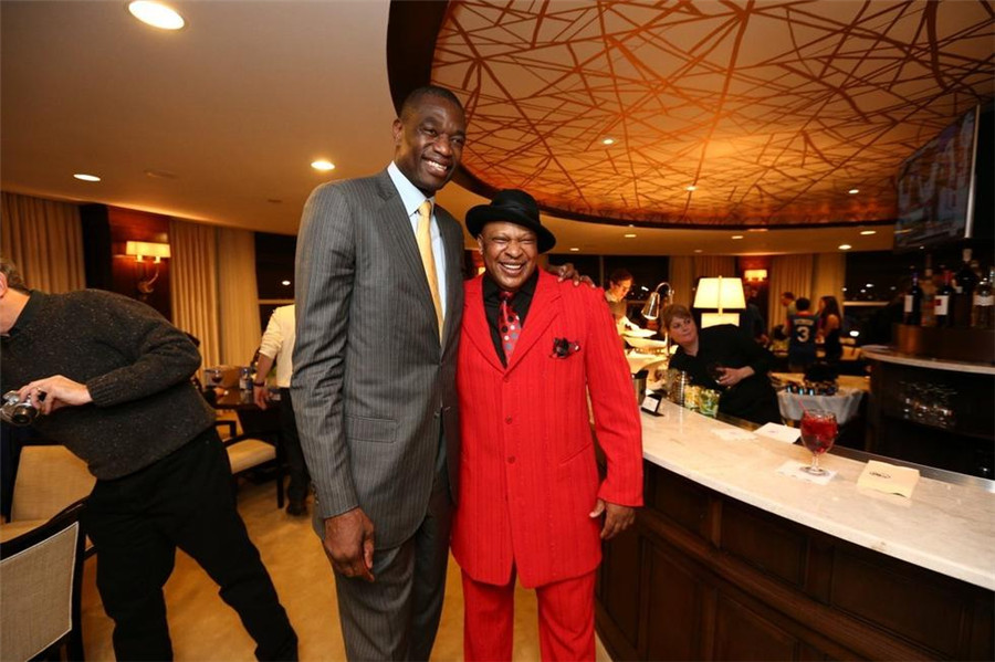 起伏与赛场 起伏与赛场